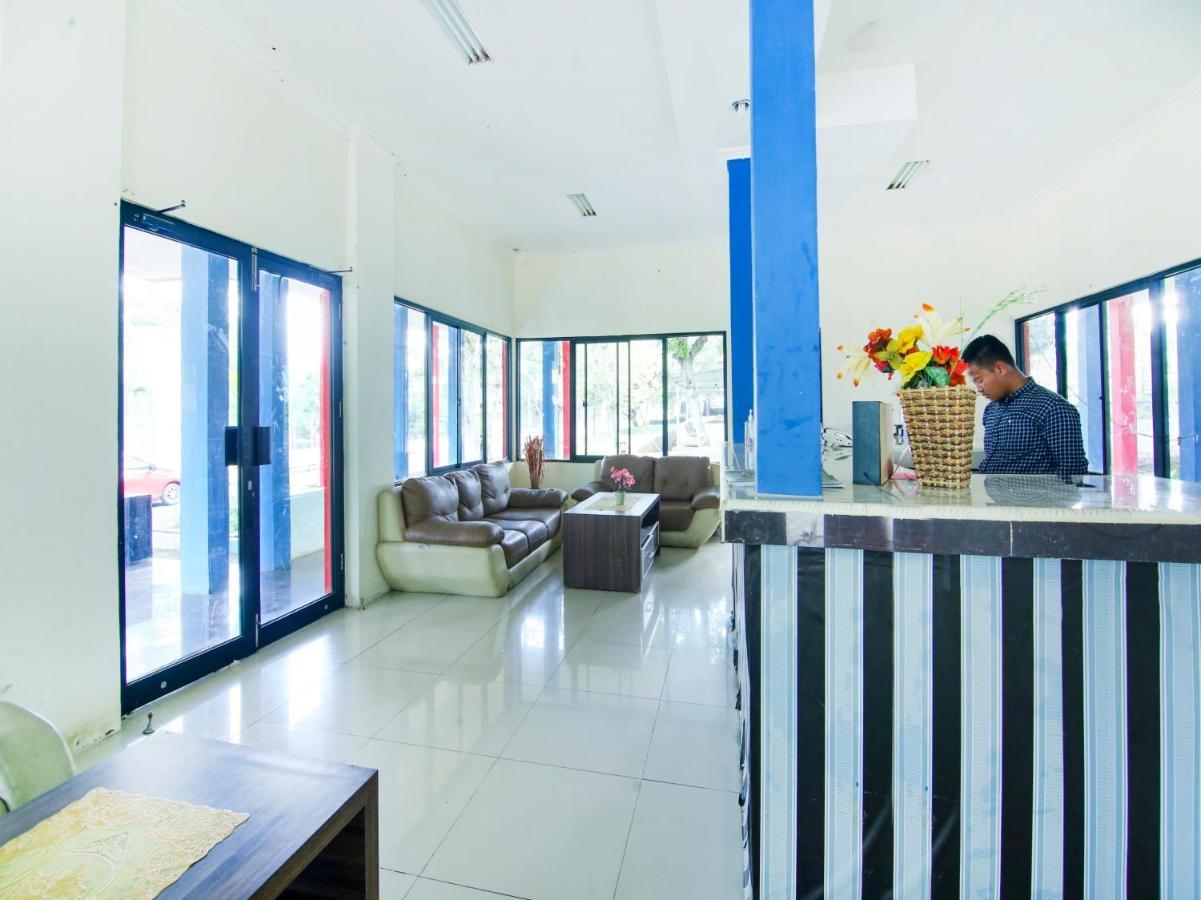 Oyo 3475 Villa Ex Mtq Pagaralam Exteriér fotografie